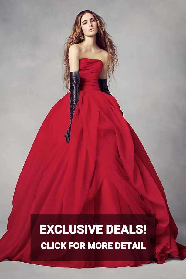 10 Striking Red Wedding Dresses to Wear Instead of White ...