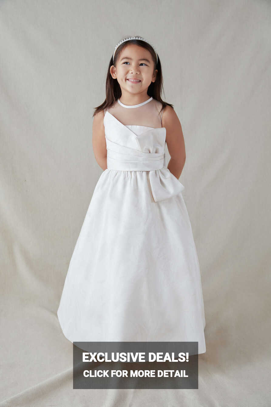 2023 Flower girl Dresses by Anne Barge to complement your Bridal Gown