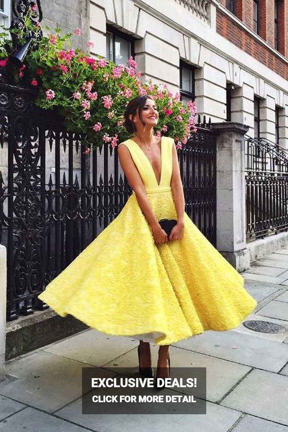 22 Yellow Dress Outfits To Repeat - Styleoholic