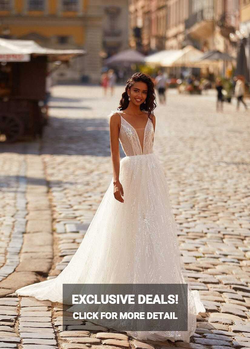 33 Best Affordable Wedding Dresses That Are Beyond Beautiful