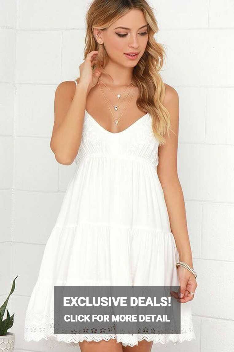 34 Beautiful White Sundresses for the Beach