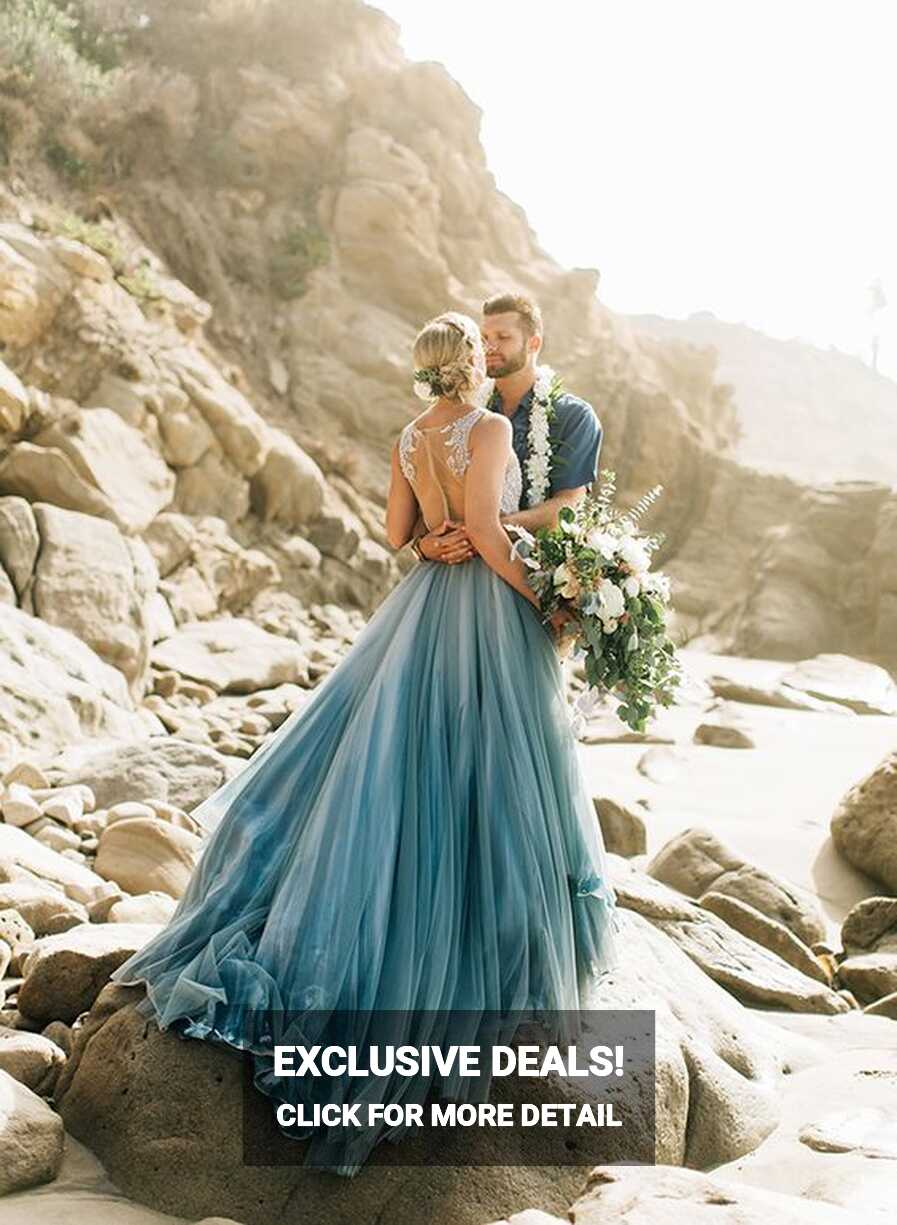 62 Romantic Blue Beach Wedding Ideas - Weddingomania