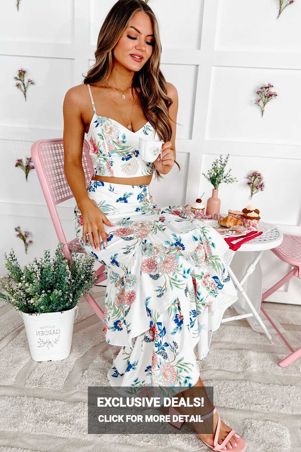 Bloomed &amp; Beautiful Floral Crop Top &amp; Skirt Set (Rose/White Multi ...