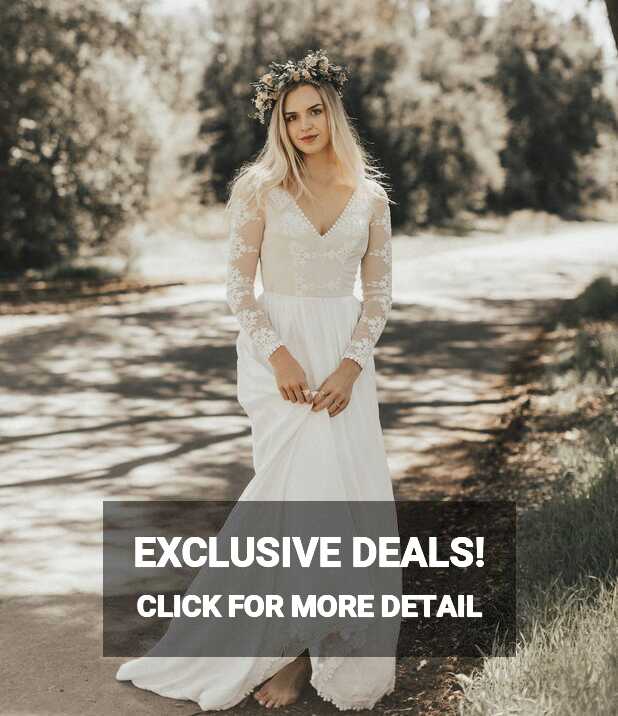 Chloe Lace + Crepe Boho Wedding Dress | Dreamers and Lovers