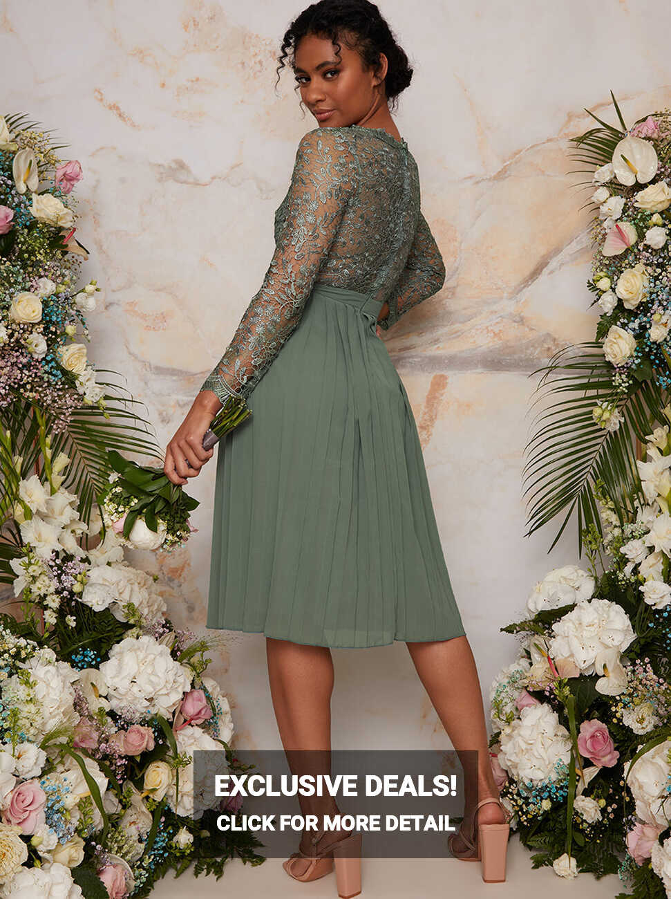 High Neck lace long Sleeve Midi Dress in Green – Chi Chi London