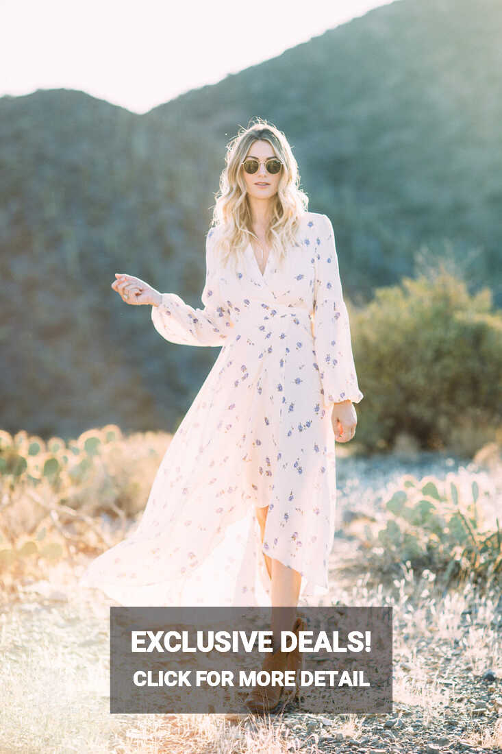 How to Wear Cowgirl Boots With a Dress - Dash of Darling