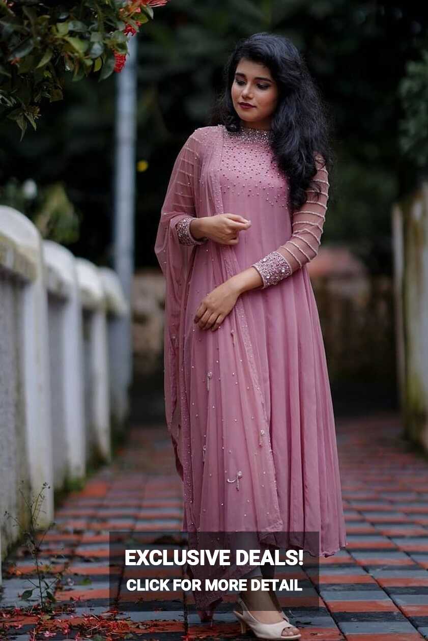 Indian Wedding Guest Outfit Ideas -Storyvogue.com