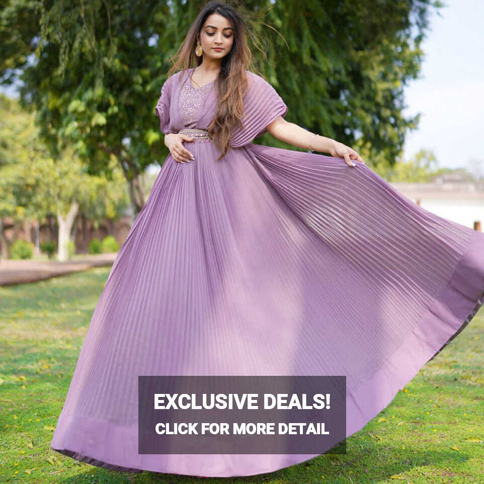 Light Purple Embellished Georgette Gown With Belt