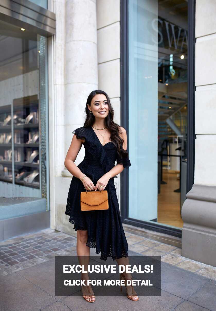 Little Black Dress - Date Night Outfit : r/FemaleOutfits