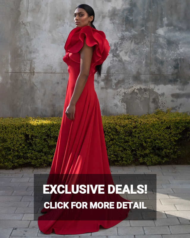 Long Red Evening Dress, Erre | Available on Equilibrio