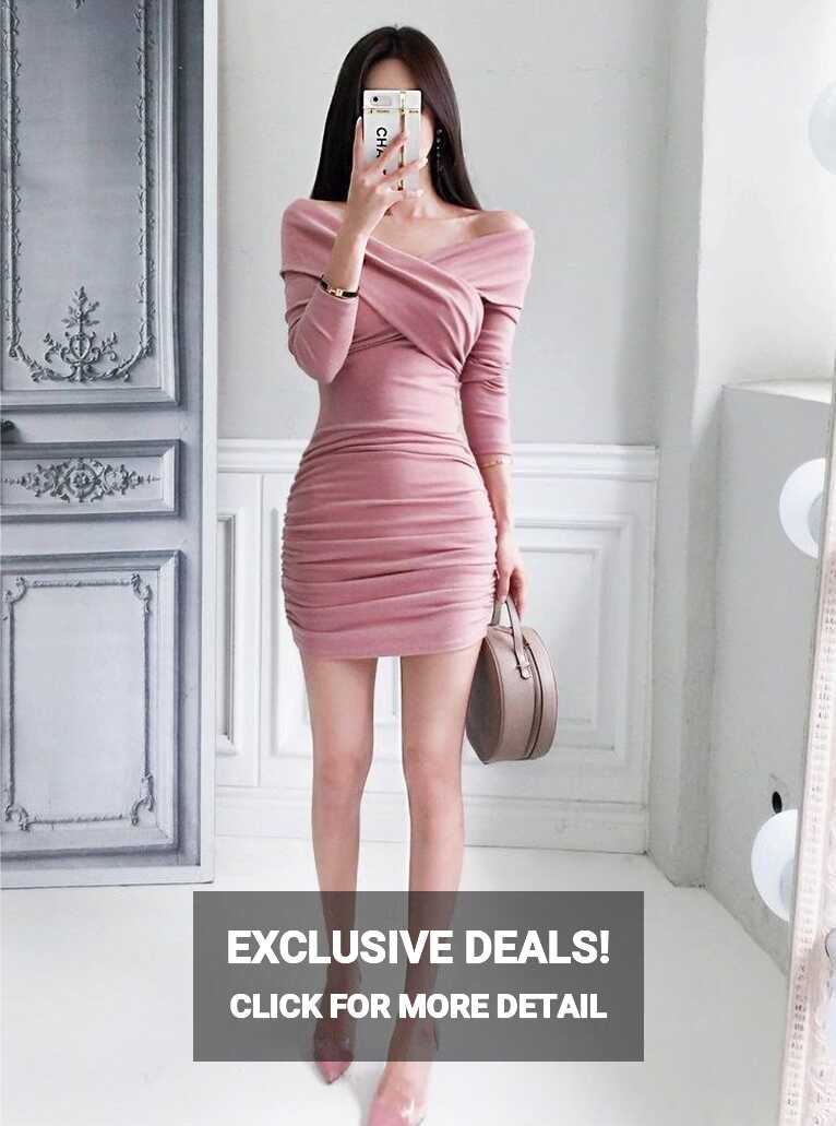 NENE - Long-Sleeve V-Neck Mini Bodycon Dress