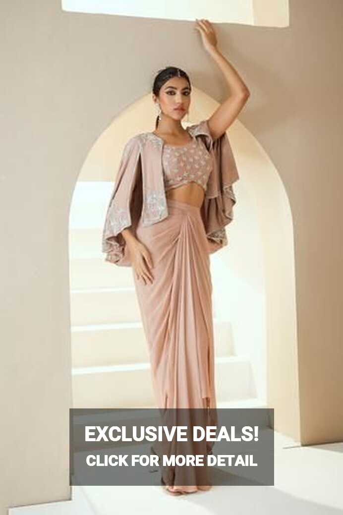 Navratri Dress for a Modern Twist: Fusion Outfit Ideas for a ...