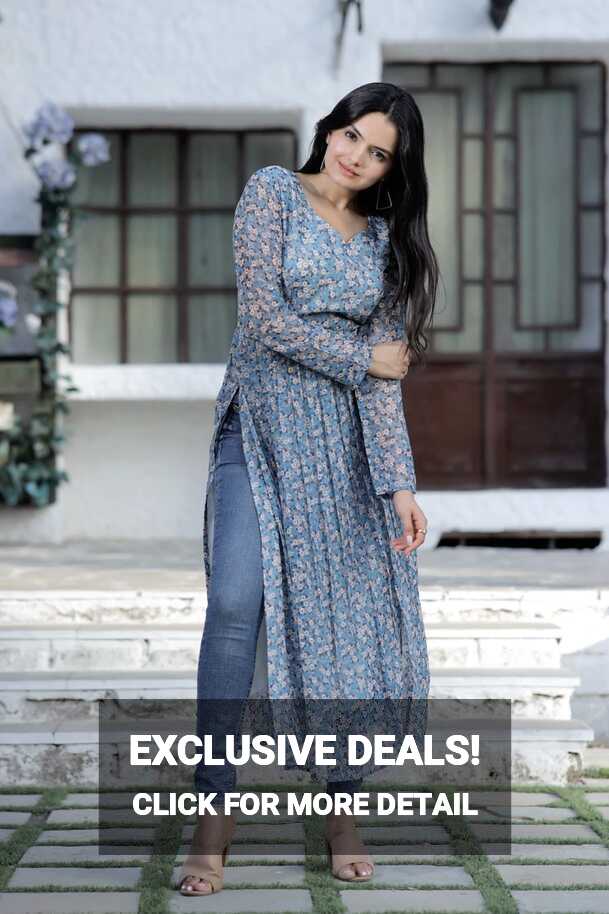 Nayra cut with ditsy floral degital print kurti, VJT, OR – Priyaz ...