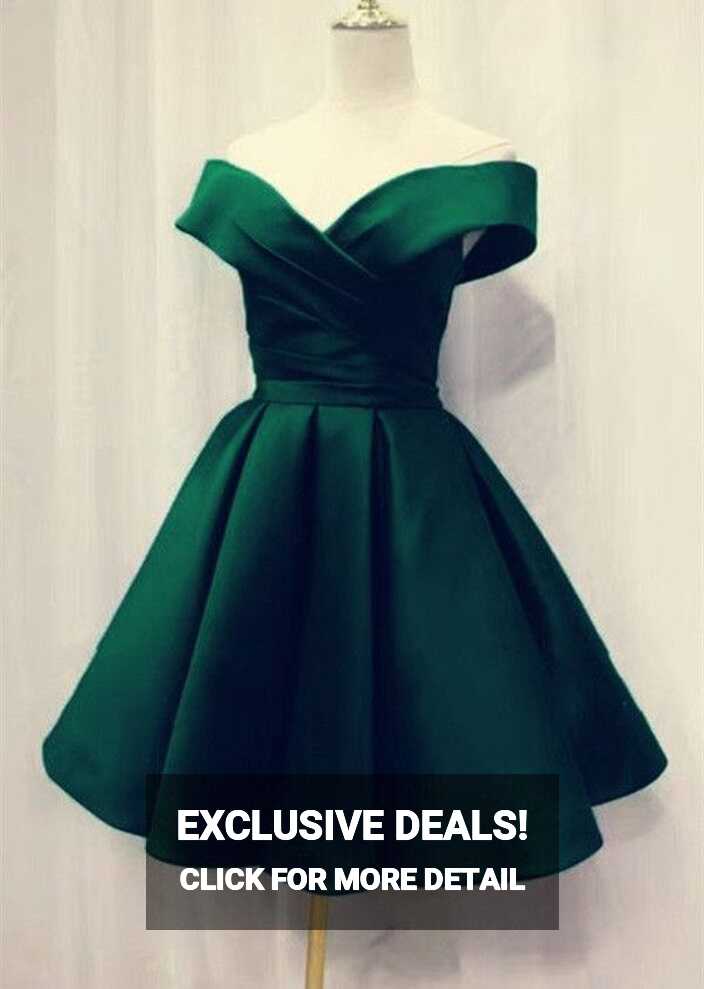 Off The Shoulder Emerald Green Short Homecoming Party Dress