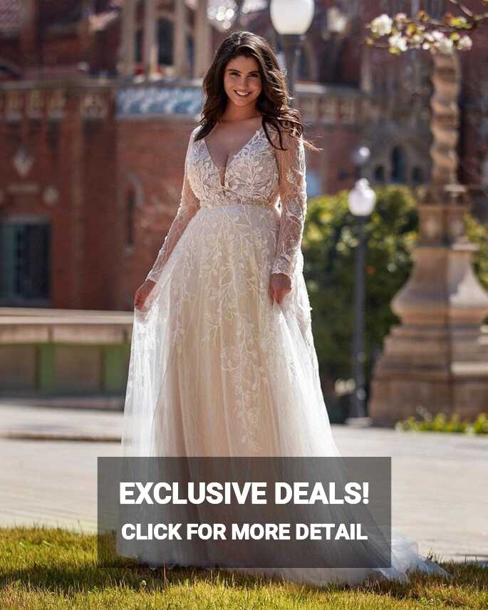 Plus Size Wedding Dresses With Sleeves: 21 Ideas For Bride