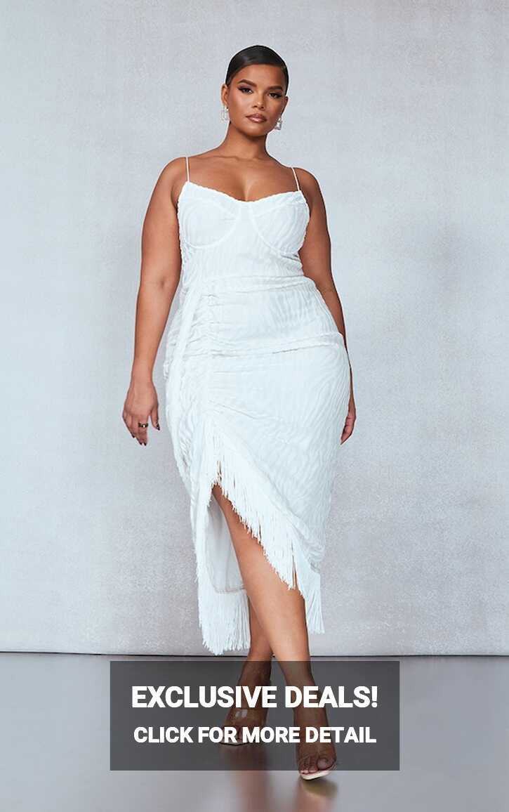 Plus Size White Dresses | PrettyLittleThing