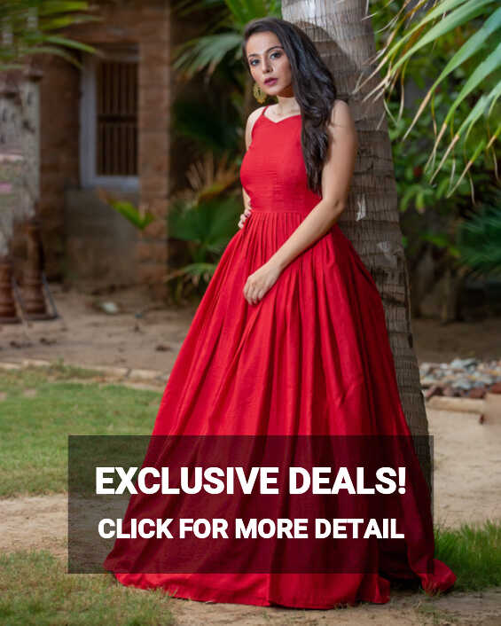 Red Pleated Sleeveless Flared Gown – 101 Hues