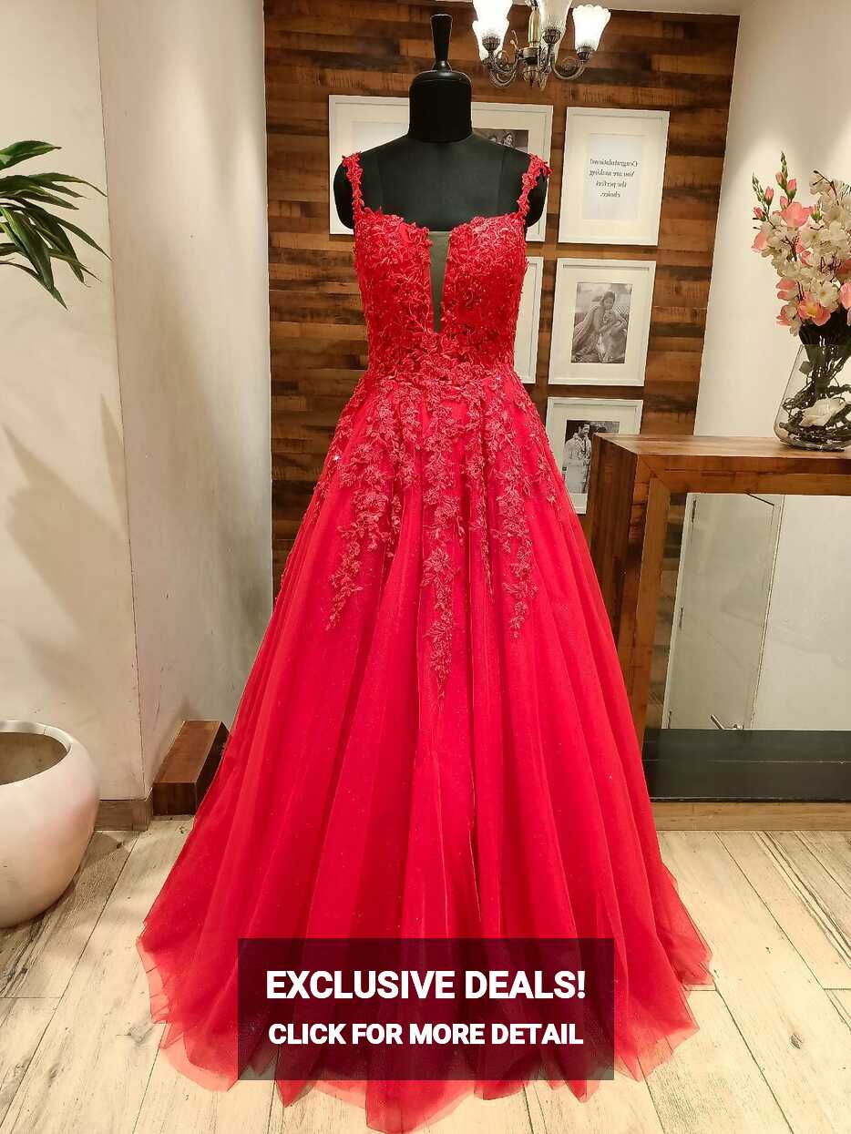 Red Red Princess Gown by HER CLOSET for rent online | FLYROBE