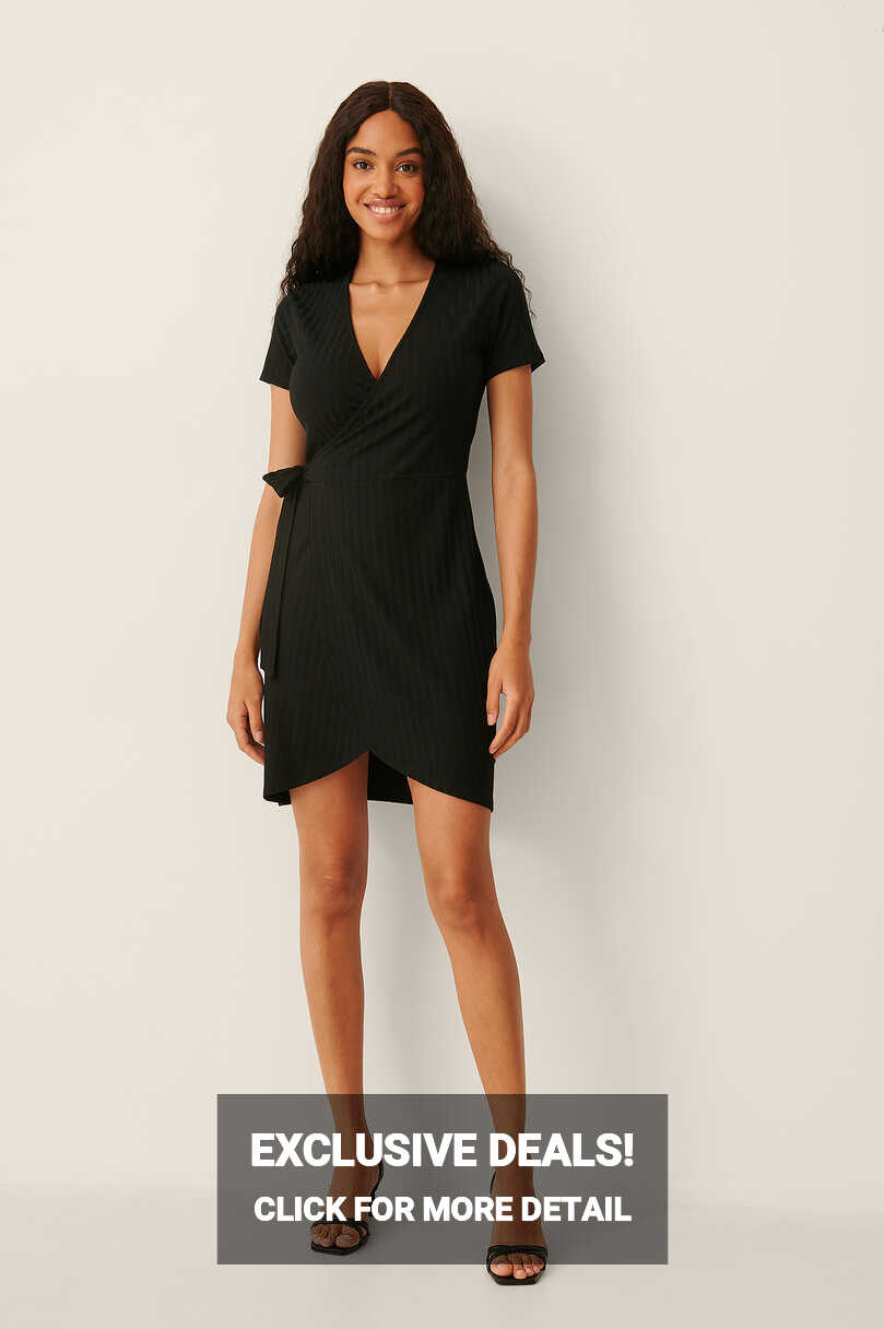 Rib Wrap Short Sleeve Dress Black | NA-KD