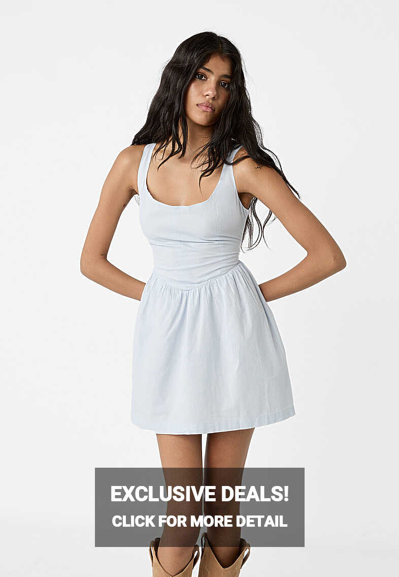 Short dress with strappy back - Women&#39;s fashion | Stradivarius Turkey