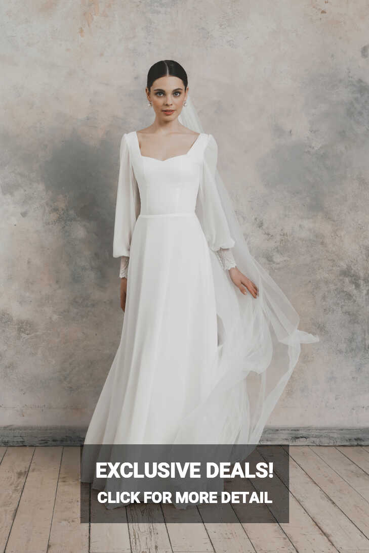 Simple and elegant wedding dress with long sleeves - Emily • Piondress