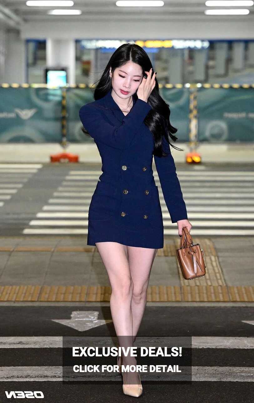 Stylish Airport Ensembles To Cop From Famous Korean Celebrities ...