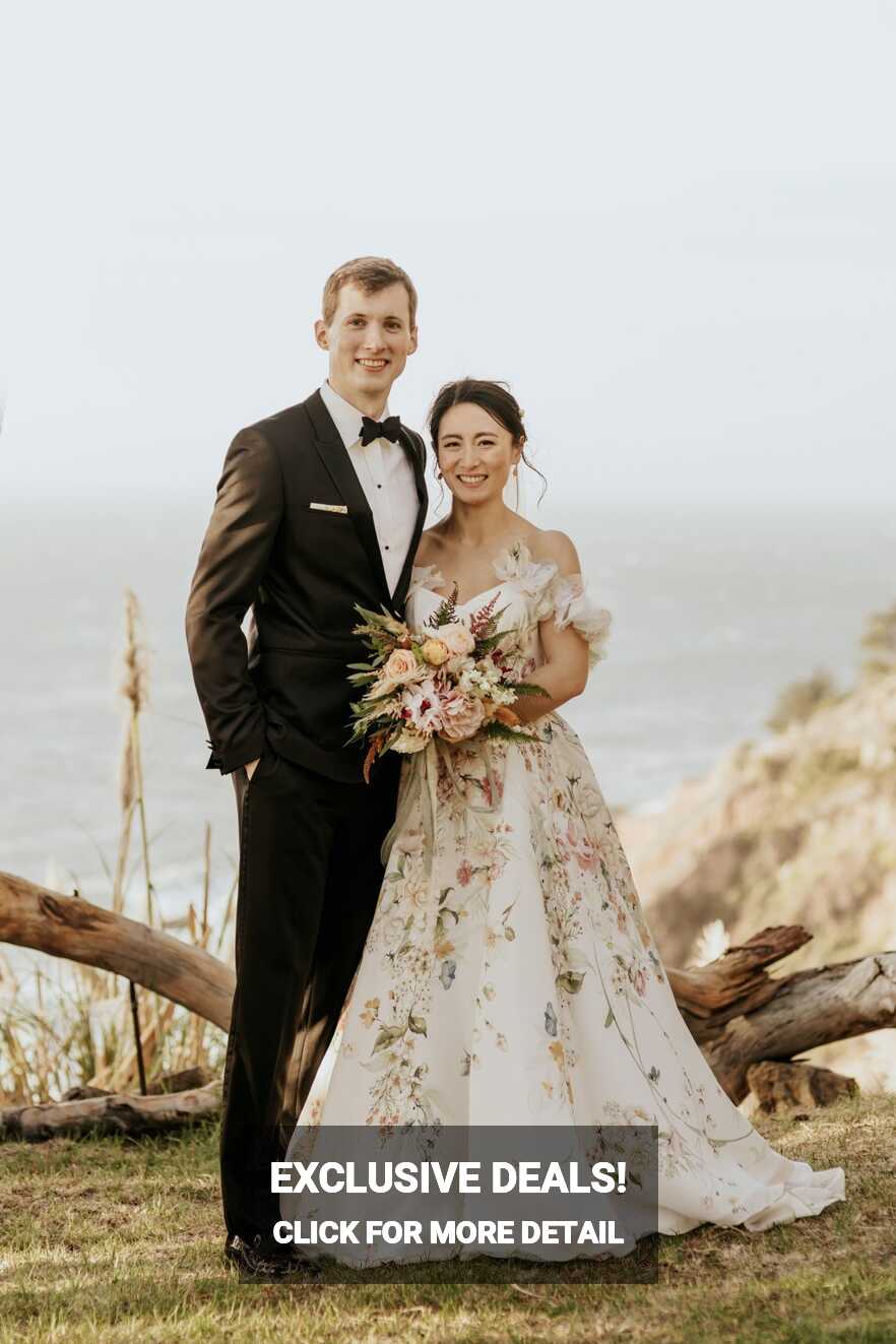 The Bride Wore a Floral Wedding Dress for Her Intimate, Elegant ...