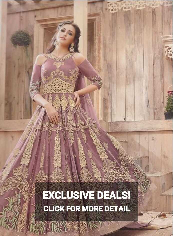 Trendy Pakistani Maxi Dresses for Weddings 2022