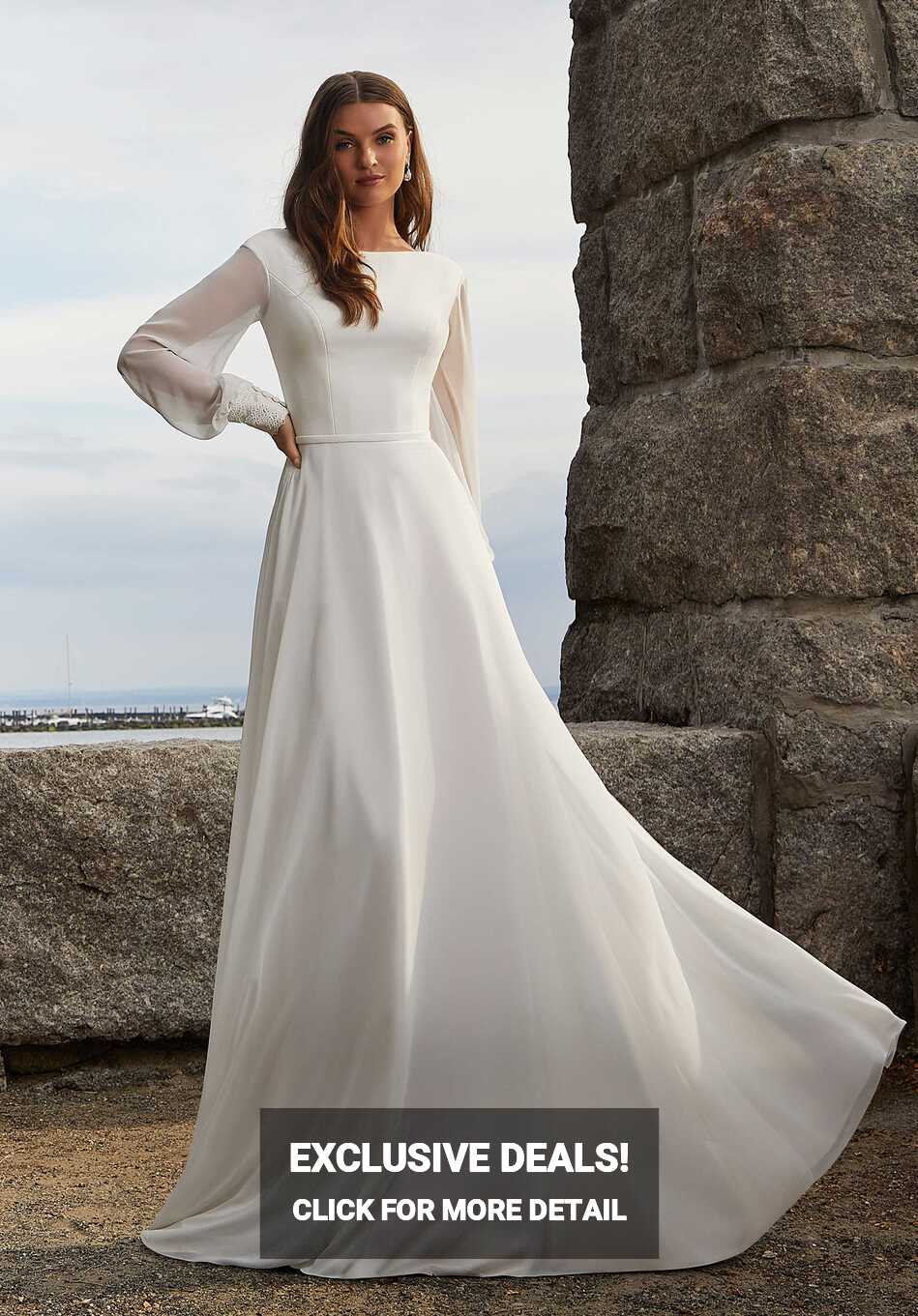 Unique Winter Wedding Dress Ideas for Brides in 2024