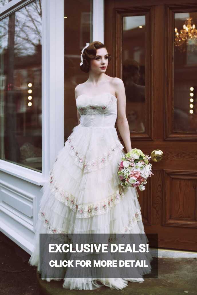 Vintage Wedding Dresses; 5 Bridal Looks For Your 1950s Wedding