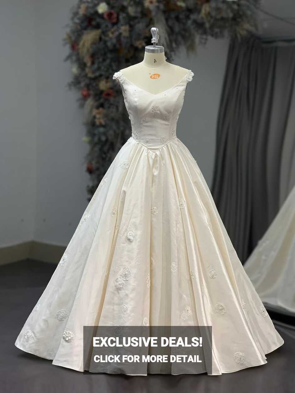 Vintage Wedding Dresses 1950s Satin Ivory 3D Flowers V Neck 60s ...