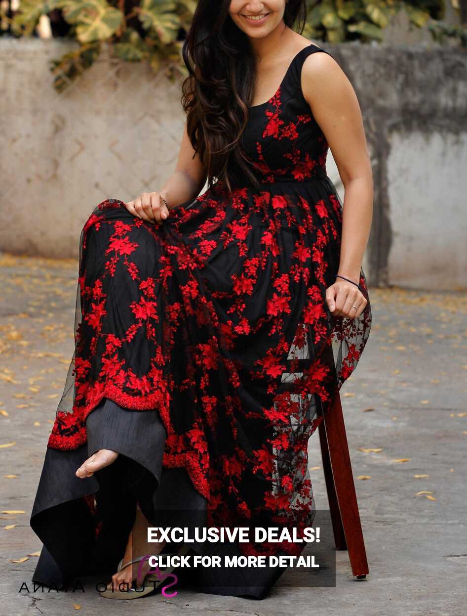 Women&#39;s Sleeveless Long Gowns | Skirts | Crop Tops | Anarkali Suit ...