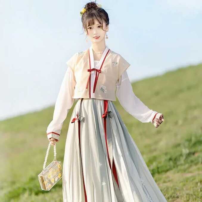 100+ Best Women&#39;s Hanfu Dress &amp; Clothing - Newhanfu 2024