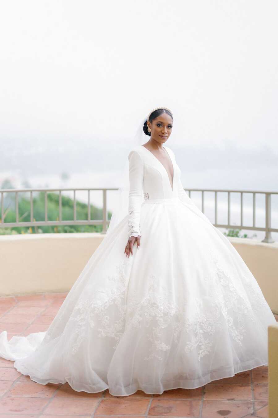 20 Winter Wedding Dress Ideas for Brides