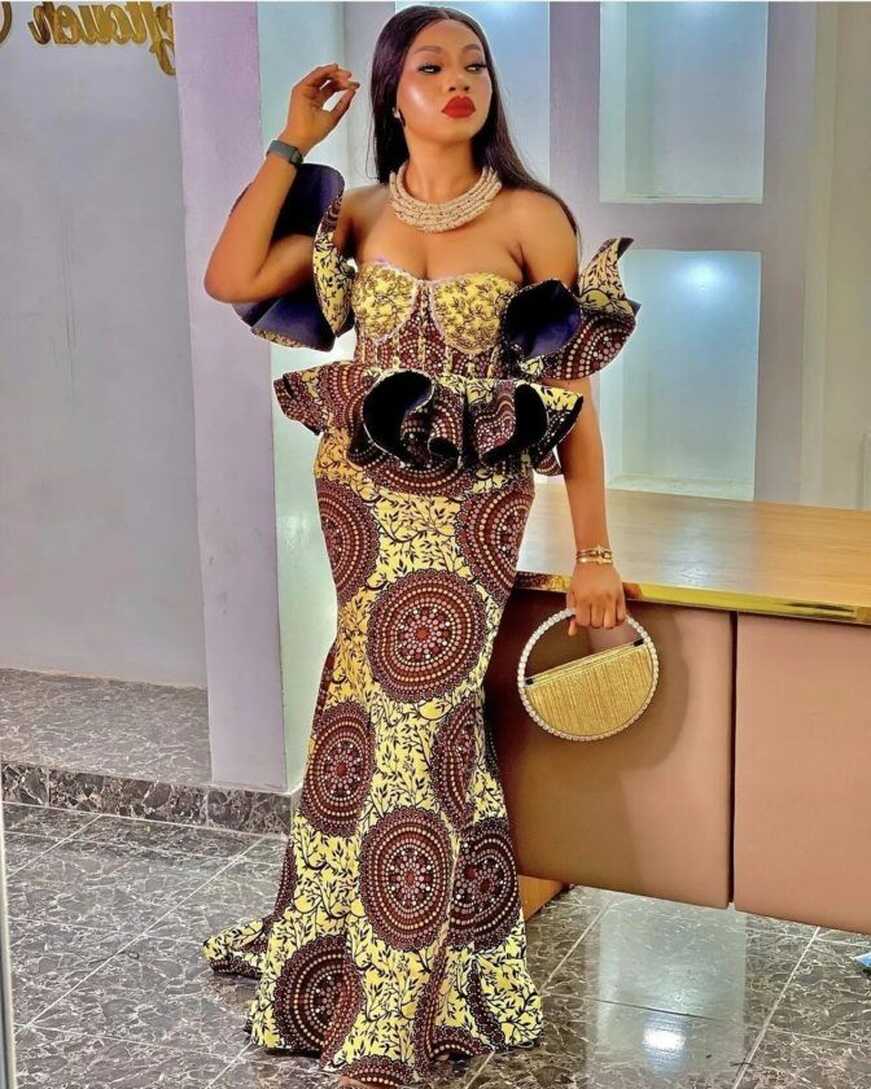 2022 Latest and Elegant Ankara Styles for Ladies. - Ladeey