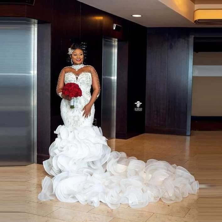 287.76US $ |Plus Size Aso Ebi Wedding Gowns Long Train Flouncing ...