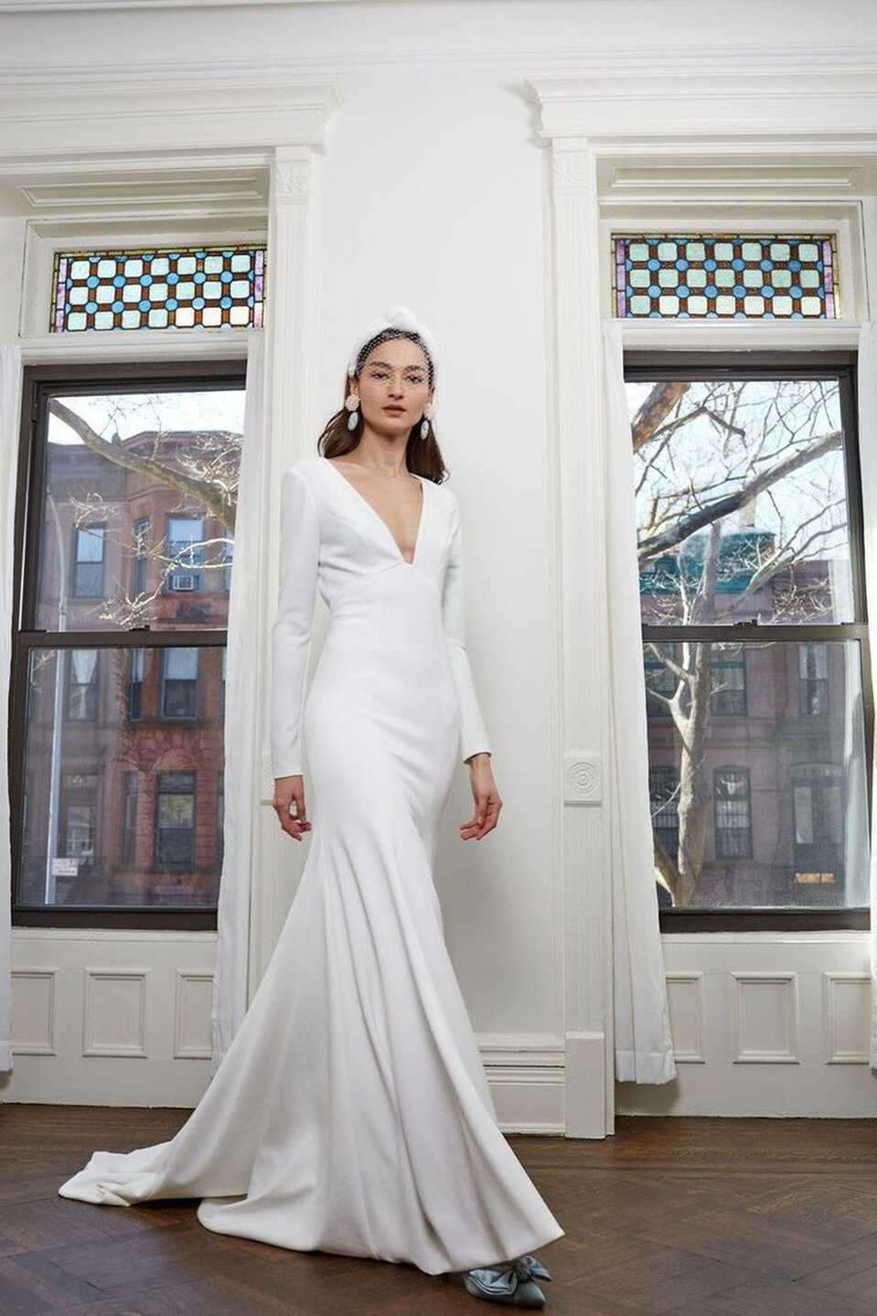 31 Minimalist Wedding Dresses That Make a Serious Under-Statement