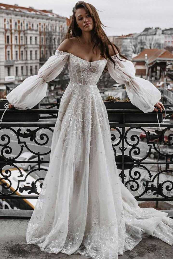 32 Fabulous And Unique Vintage Wedding Dresses To Fit Any Taste