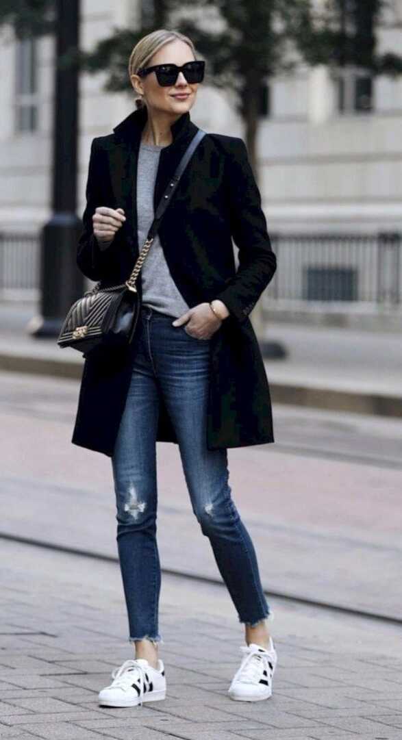 37 Casual Female Outfits Ideas to Rock Spontaneously