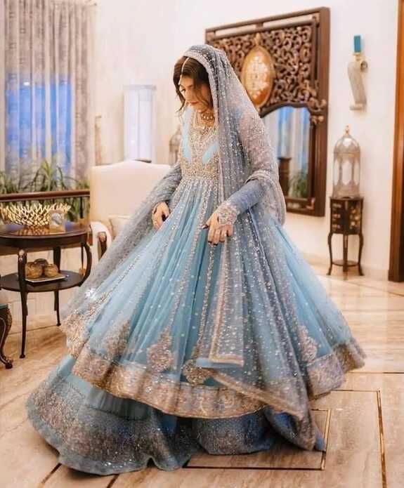 6 Indian Wedding Dresses For Bride | Indian Bride Dress