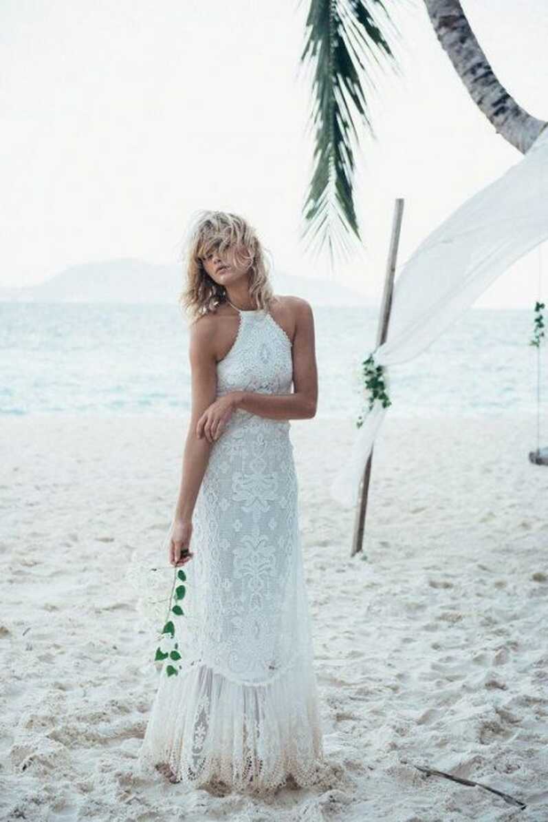 68 Beautiful And Relaxed Beach Wedding Dresses - Weddingomania