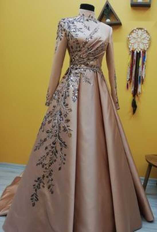 860 Gowns ideas in 2024 | gowns, indian dresses, indian outfits