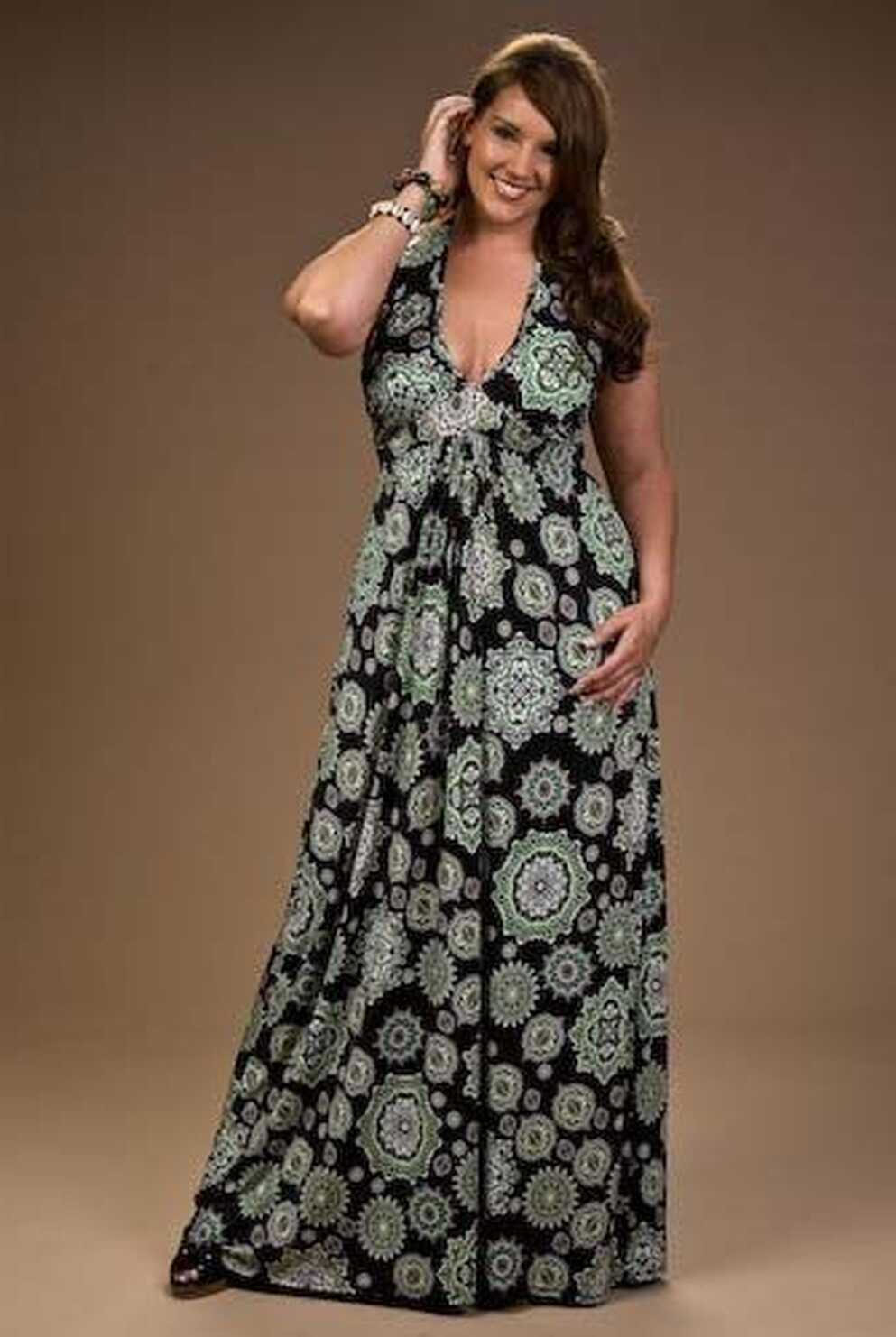 9 Plus Sized Maxi Dress Outfit Ideas