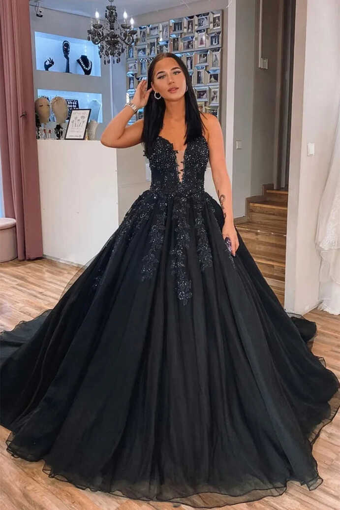 A Line Black Lace Long Prom Dresses V Neck Beaded Formal Evening ...