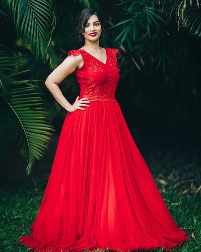 A Red Gown To Bring Out The Best In You