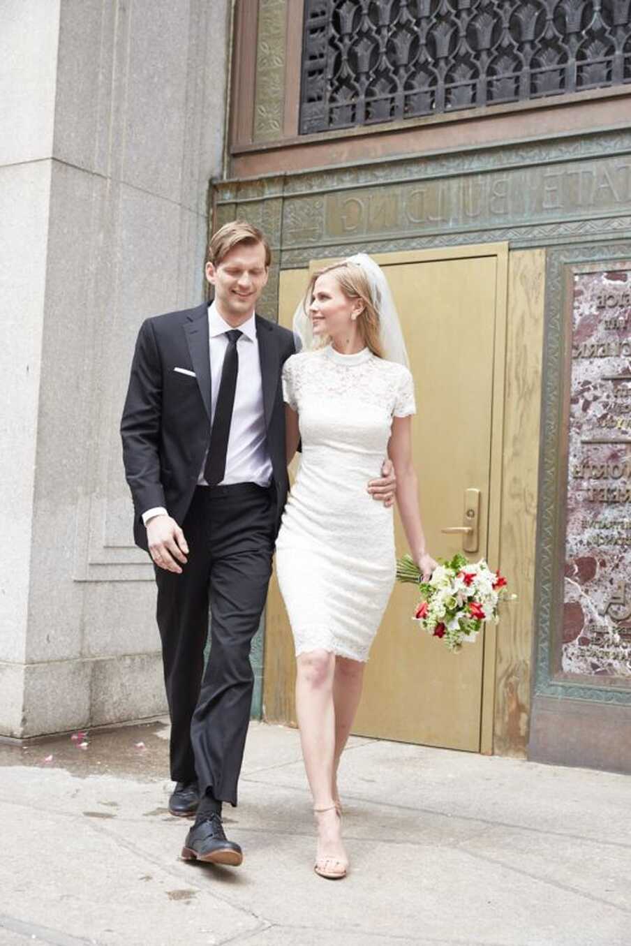 Affordable &amp; Fun Little White Wedding Dresses Perfect For A Casual ...