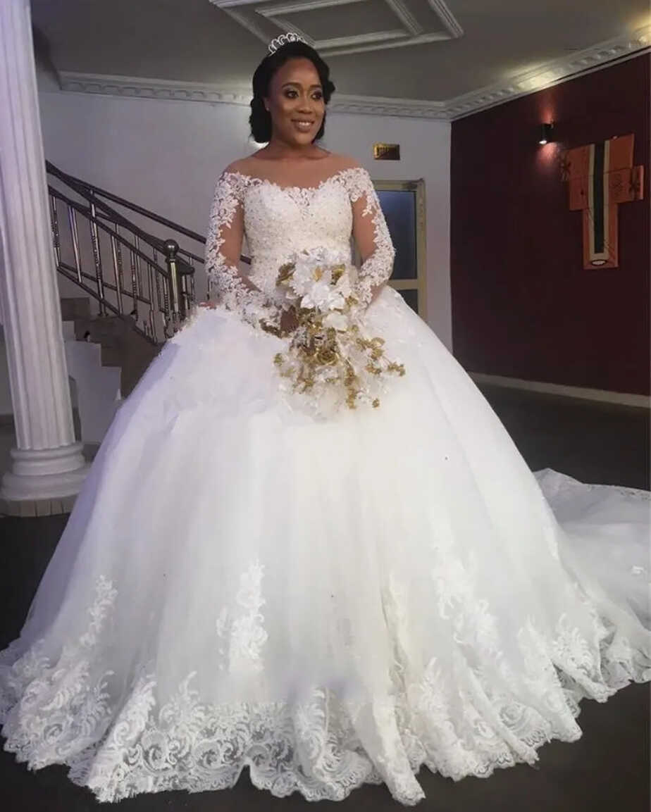 African White Wedding Dresses Lace Long Sleeves Plus Size Princess ...