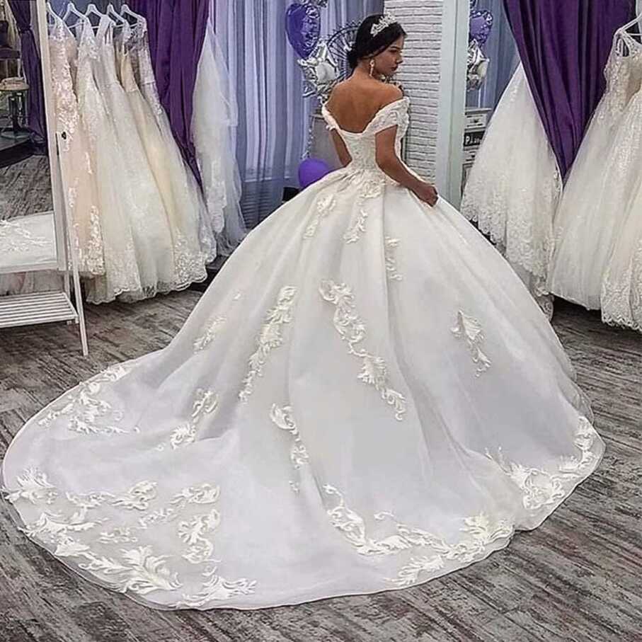 Amazon.com: Gorgeous Princess Sweetheart Women Bridal Ball Gown ...