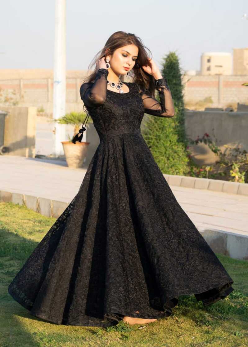 Amna Ismail - NEGRA (black embrioded full pishwas) - AI30094 - XXL