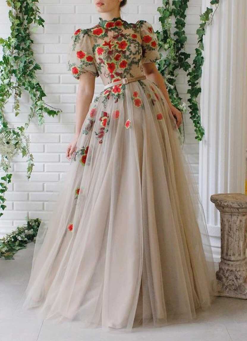 Anna Mesmerizing Floral Gown